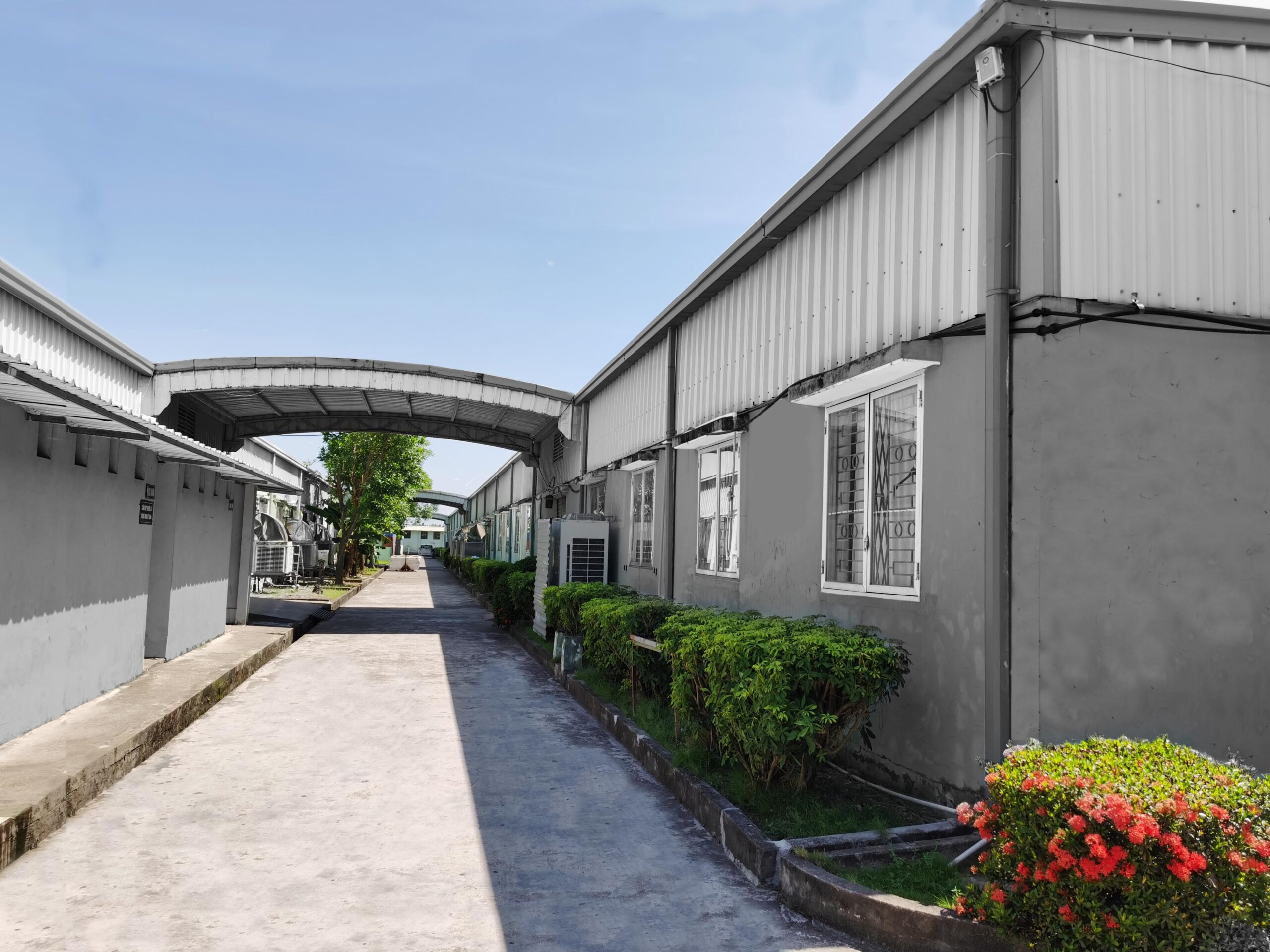 Hydrodynamic factory buildings in Hai Duong, Vietnam